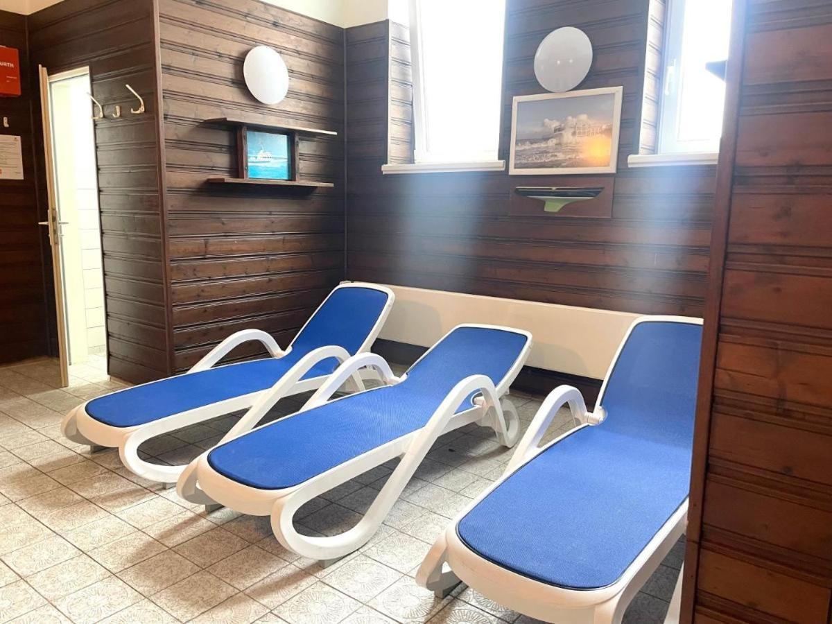 Schicke Fewo 150M Vom Strand Kostenlos Wlan Grosses Schwimmbad Sauna Куксхавен Екстериор снимка